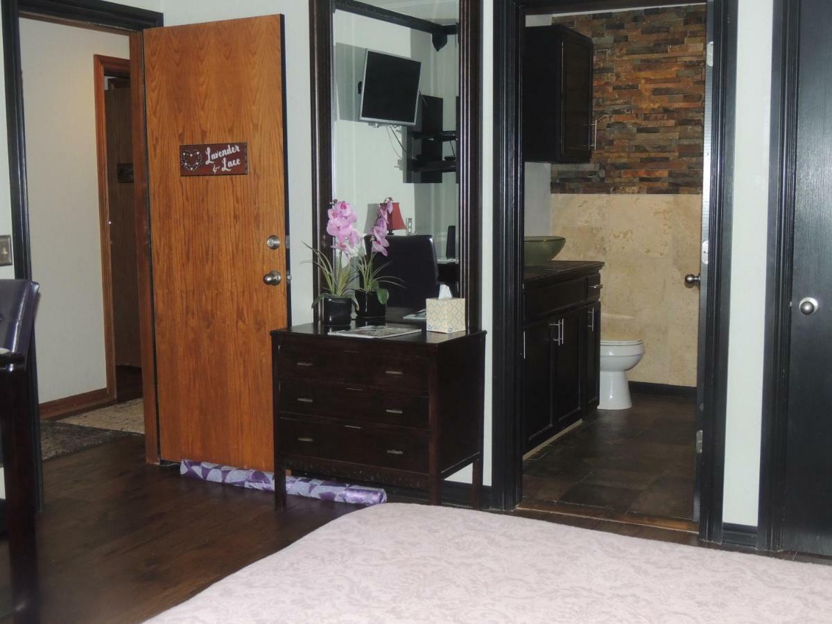 The Whispering Pines Inn Norman Εξωτερικό φωτογραφία
