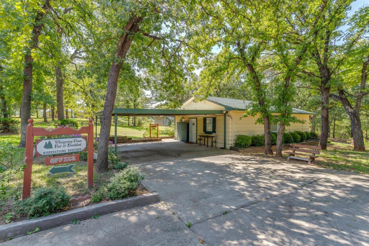 The Whispering Pines Inn Norman Εξωτερικό φωτογραφία
