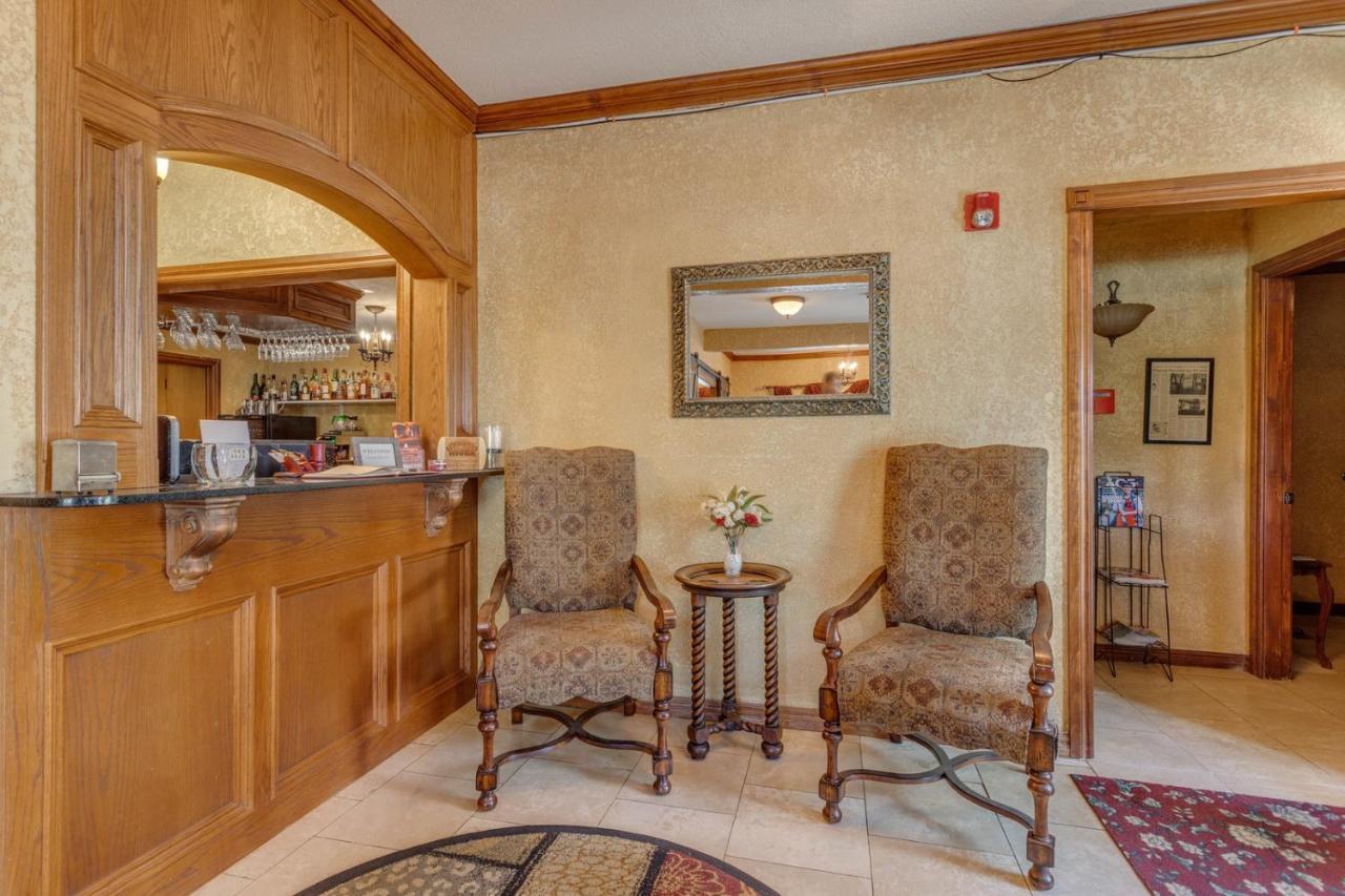 The Whispering Pines Inn Norman Εξωτερικό φωτογραφία